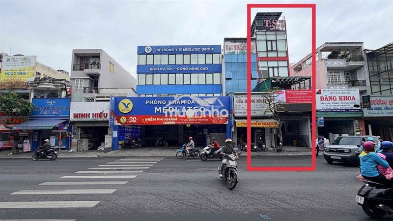 Cho thuê văn phòng 105m2 có thang máy,chỗ để xe free
