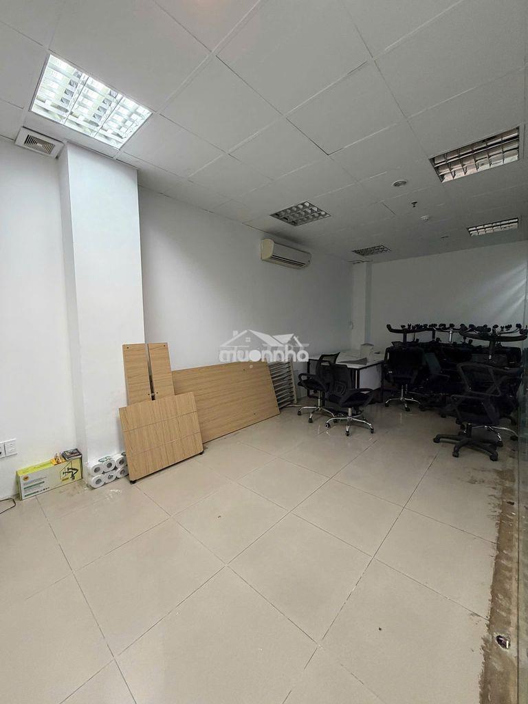 Cho thuê văn phòng đường đào duy anh 40m2 full nội thất - giá 11 triệu - Ảnh 3