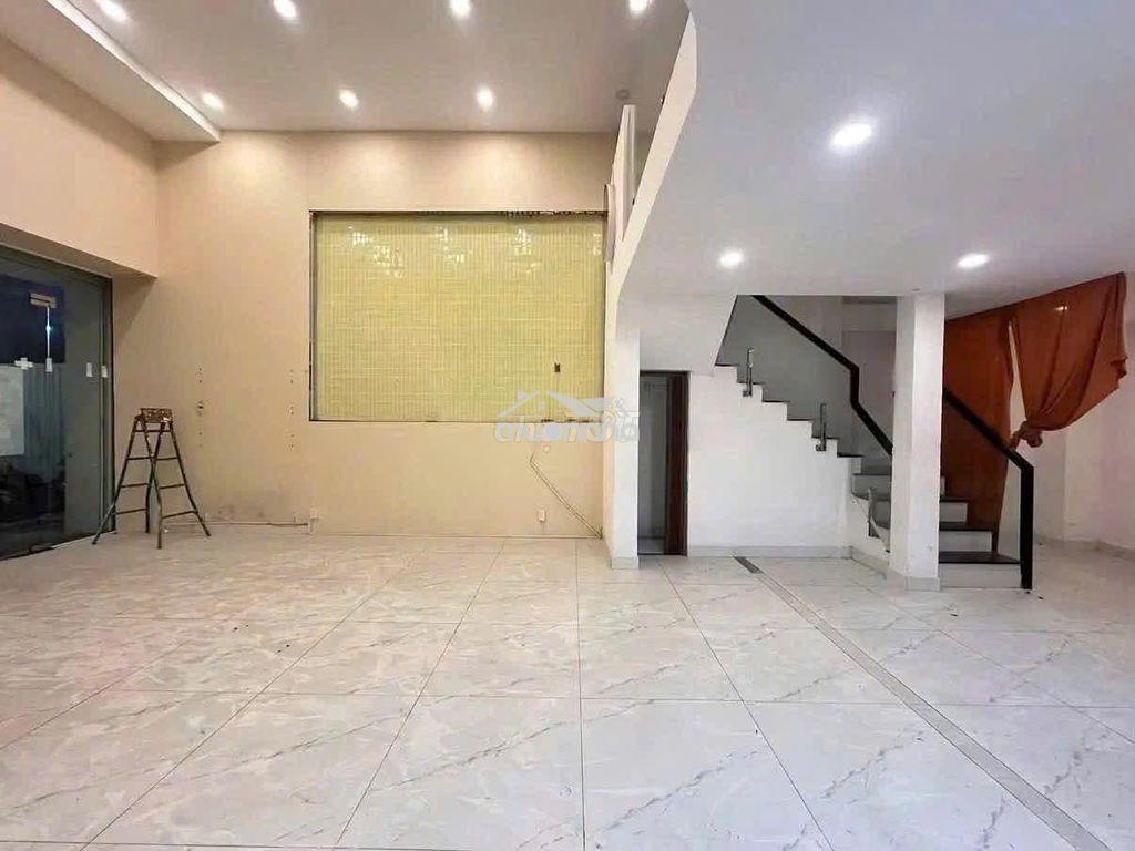 Cho thuê nhà hẻm lớn lê văn sỹ q3, dt 7.5x14m, trệt 2 lầu, giá 40tr - Ảnh 3