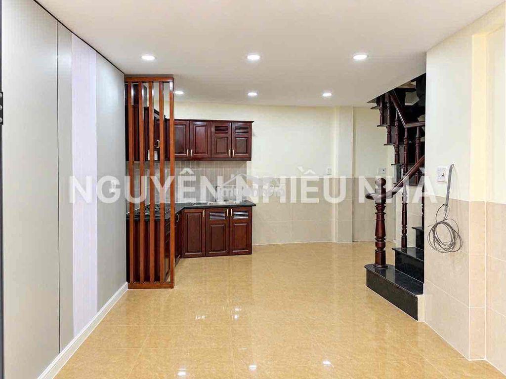 Bán nhà quận 1 trần hưng đạo gần pullman – 26m² – 3 tầng - Ảnh 3