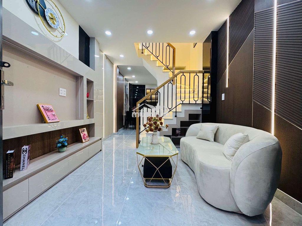 Nhỉnh 3 tỷ /không có căn thứ 2 / -tân bình 2” 3tầng 3 pn, 3 wc - Ảnh 2