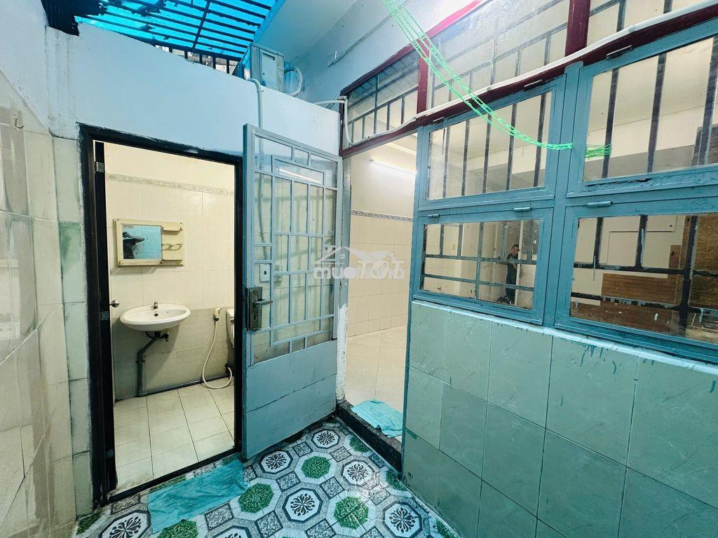 Phòng cho thuê ngay bệnh viện quận 8 - Ảnh 4
