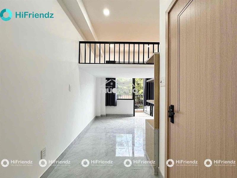 Duplex  ban công đi bộ iuh