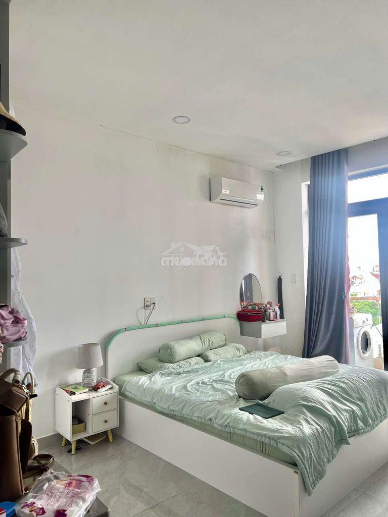Cho thuê 1 phòng ngủ ban công lầu cao có thang máy gần bờ kè trường sa - Ảnh 3