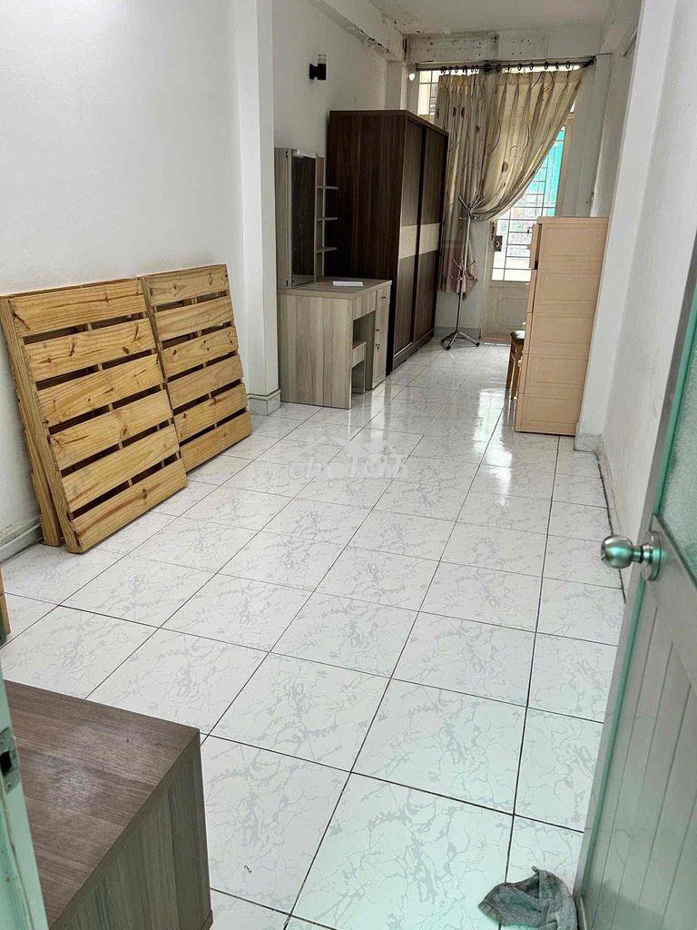 Nhà- nguyên căn- 3pn-3wc-gia-13,5tr-tl-cmtt-p13-q10 - Ảnh 4
