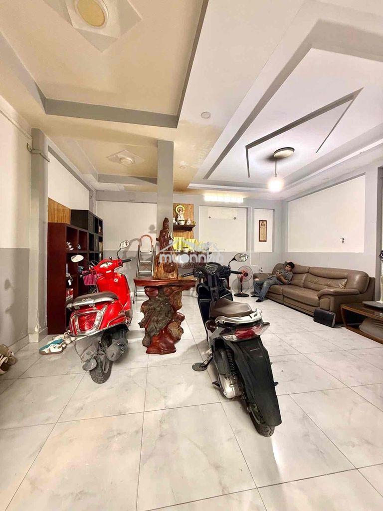 🔥🔥 🔥🔥Nhà luỹ bán bích 1/ sát mặt tiền - 3tầng btct 9x10 90m2 chỉ 8ty