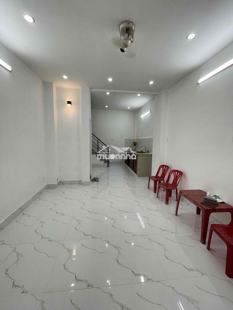 Cho thuê nhà nguyên căn hẻm trần văn đang
