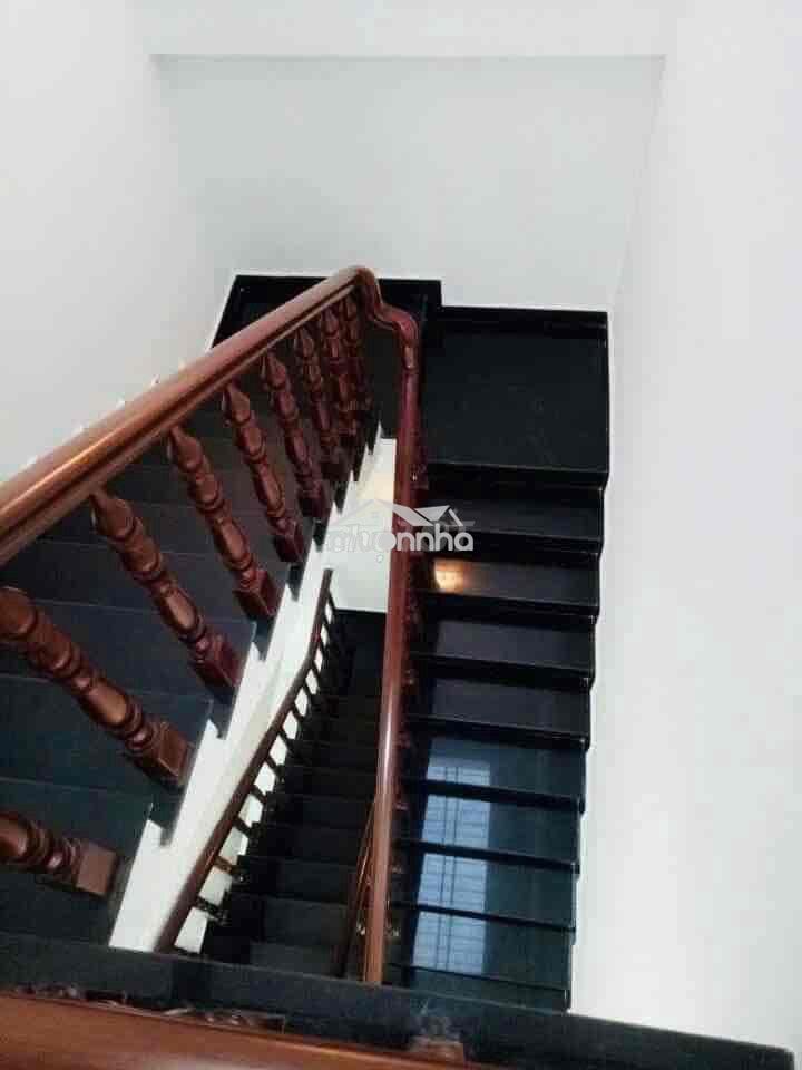 Nhà 1 trệt 2 lầu 4pn 5wc hẻm xe hơi gần chợ hiệp bình thủ đức - Ảnh 3