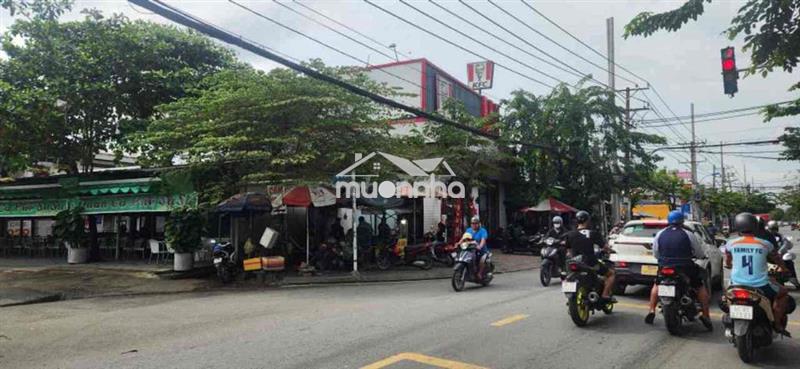 Nhà đẹp 2 tầng - hẽm xe hơi - dt :50m- shr - gần phú mỹ hưng- 4.4t- hu