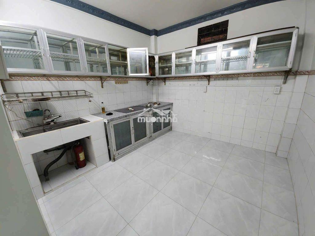 Cho thuê nhà nguyên căn hẻm nguyễn tất thành, quận 4 - Ảnh 2