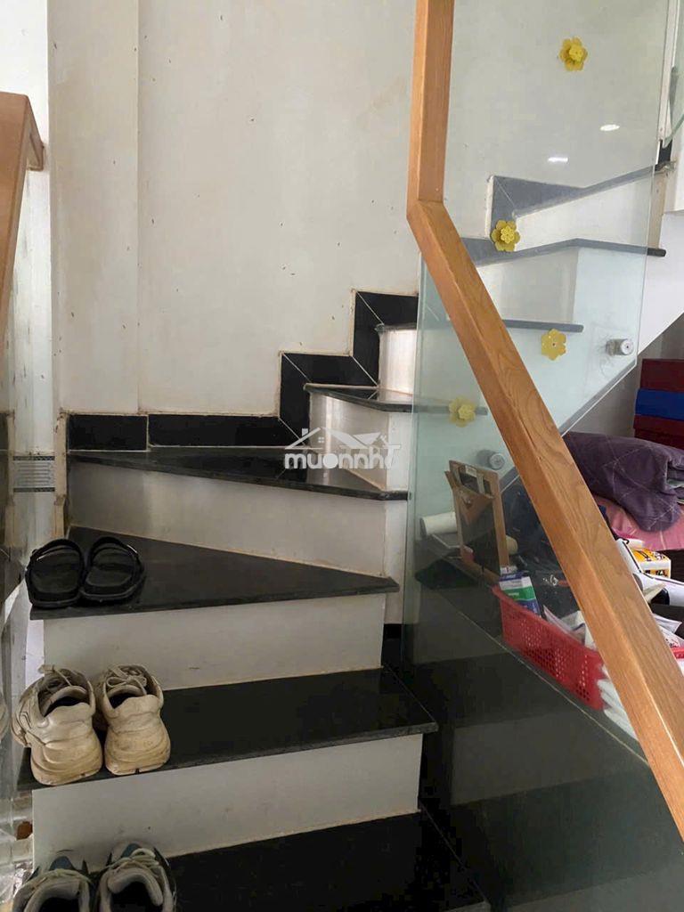Cho thuê nhà nguyên căn cmt8 q3, 2pn 2wc giá 11trieu - Ảnh 3